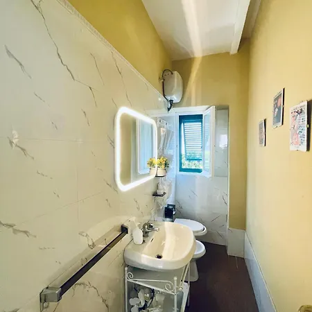 아파트 La Casa Dei Fiori