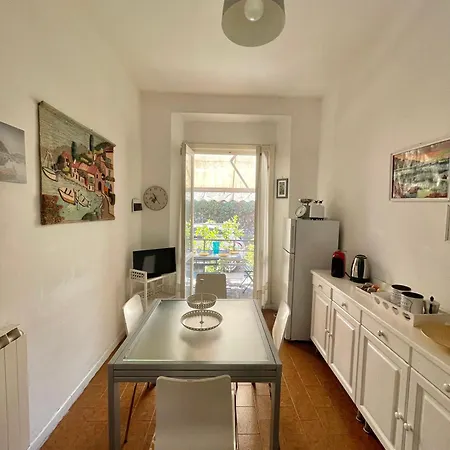 La Casa Dei Fiori * Специя