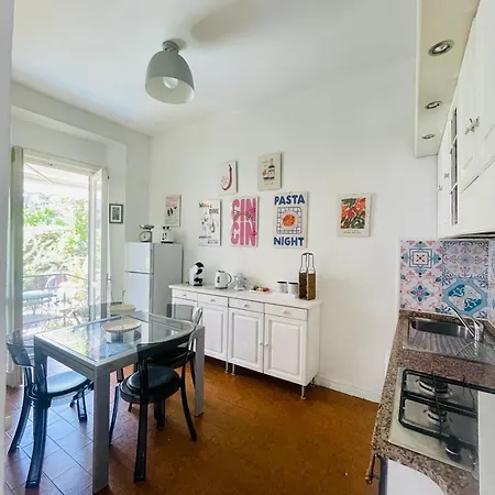 Апартаменты La Casa Dei Fiori Специя