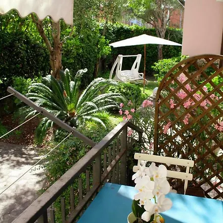 La Casa Dei Fiori Апартаменты Специя